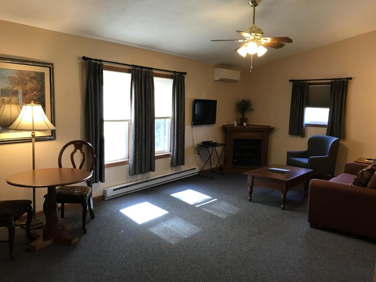 Woodfield Manor - A Sundance Vacations Property Cresco Luaran gambar
